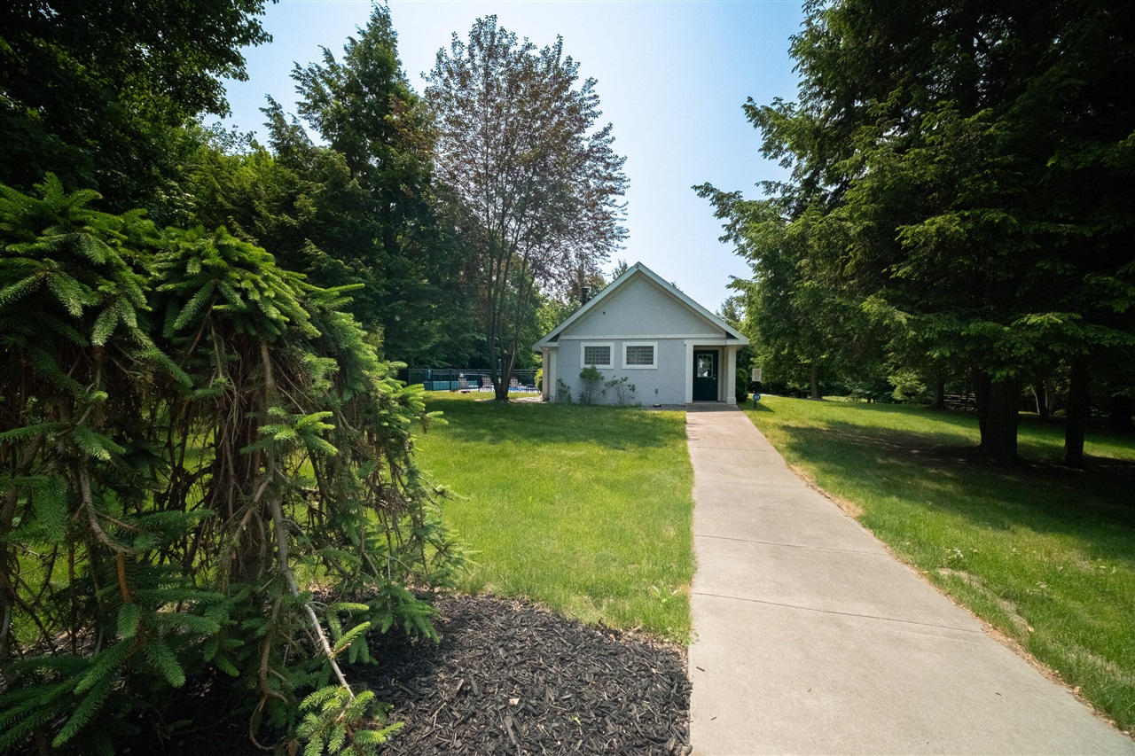 main property photo 81