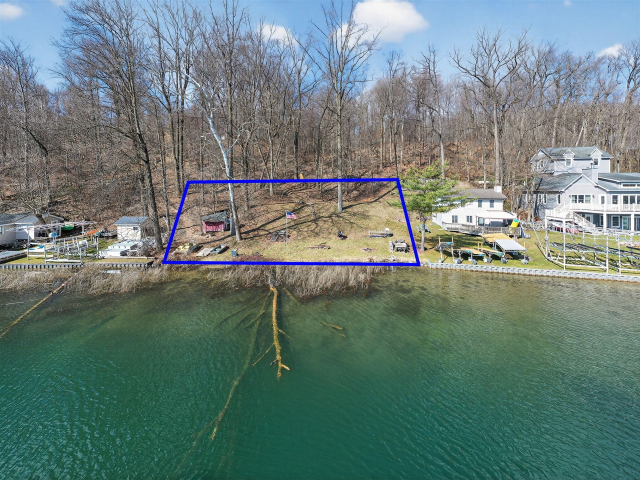 main property photo 10