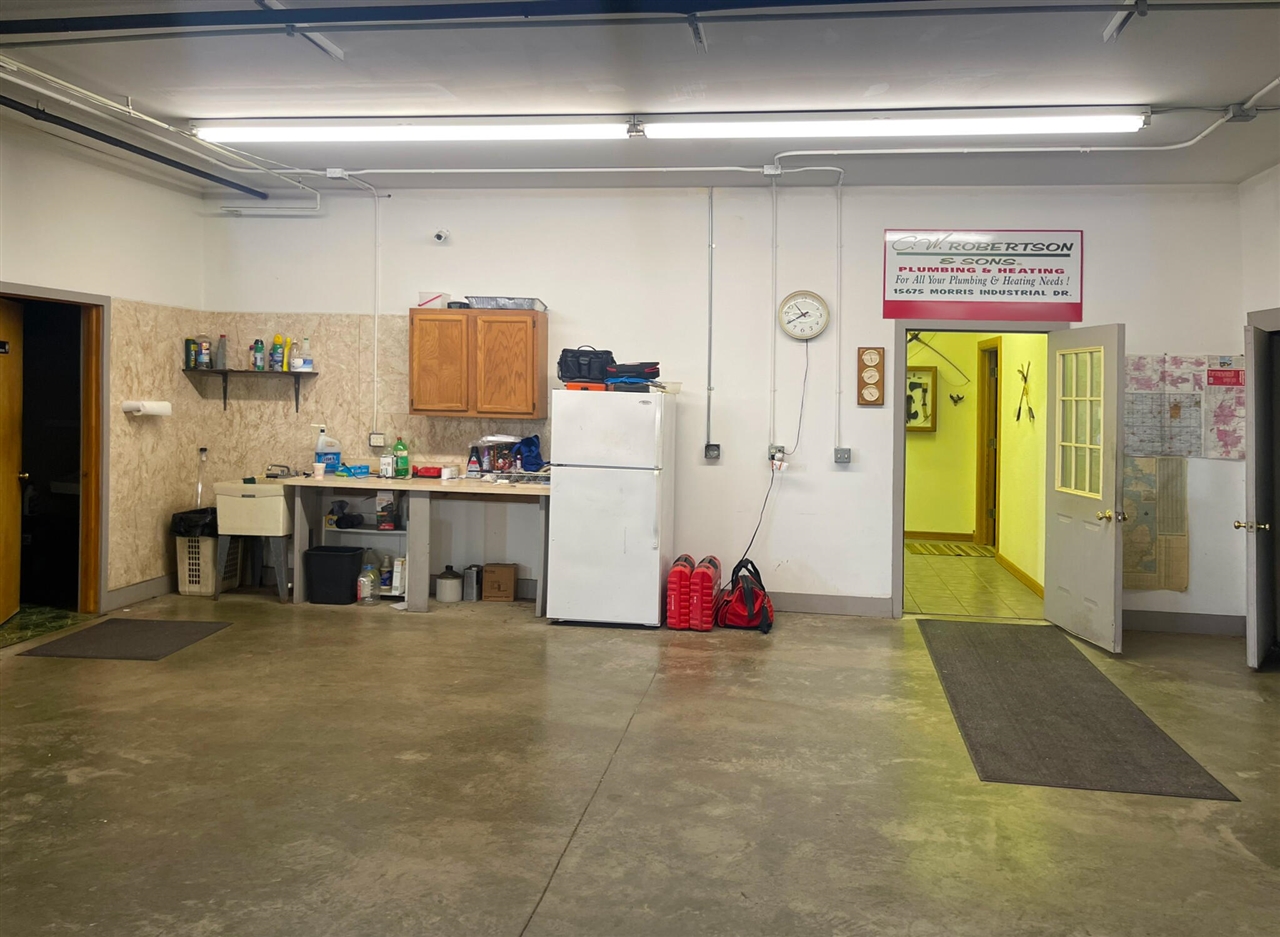 main property photo 22