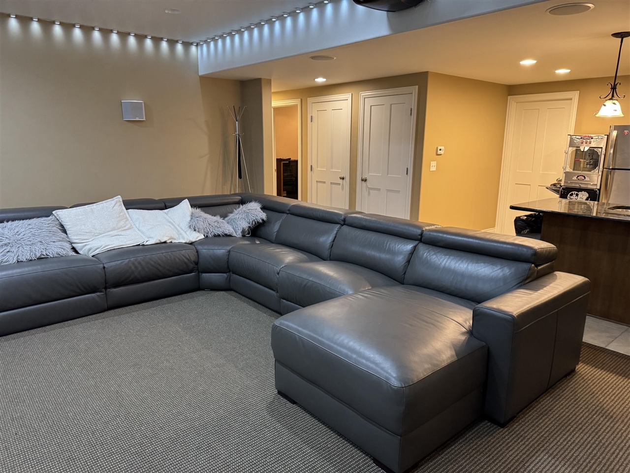 main property photo 47