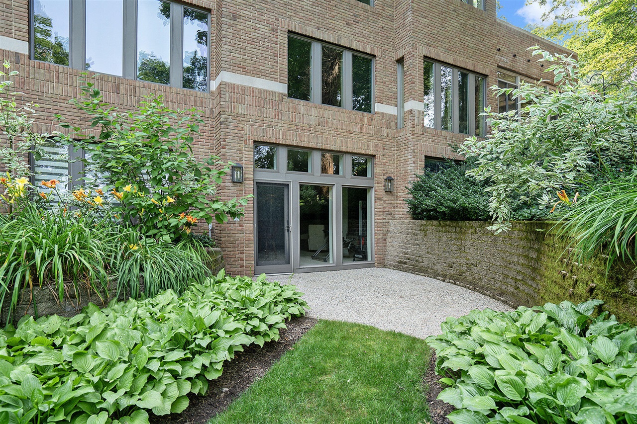 main property photo 71