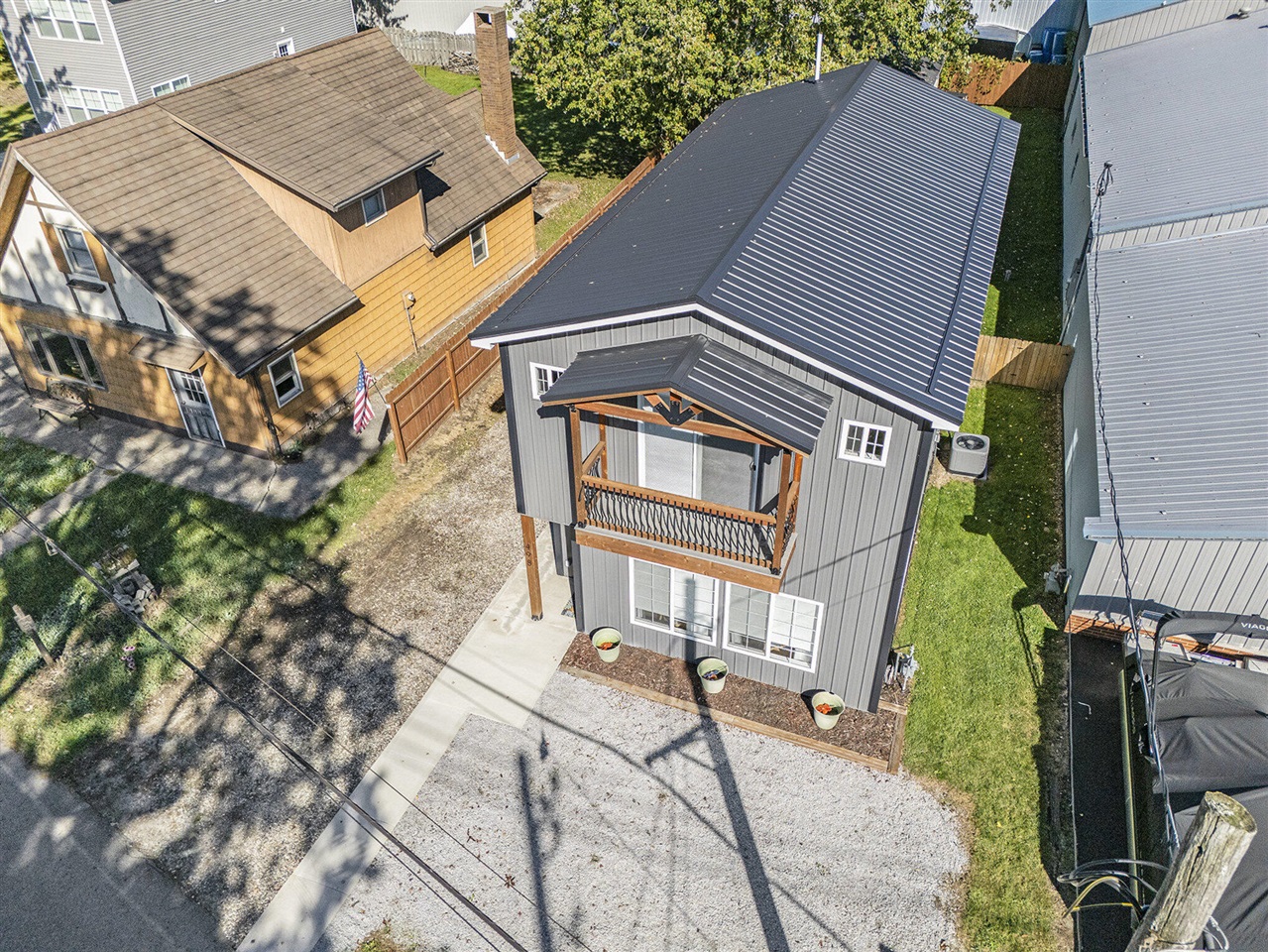 main property photo 16