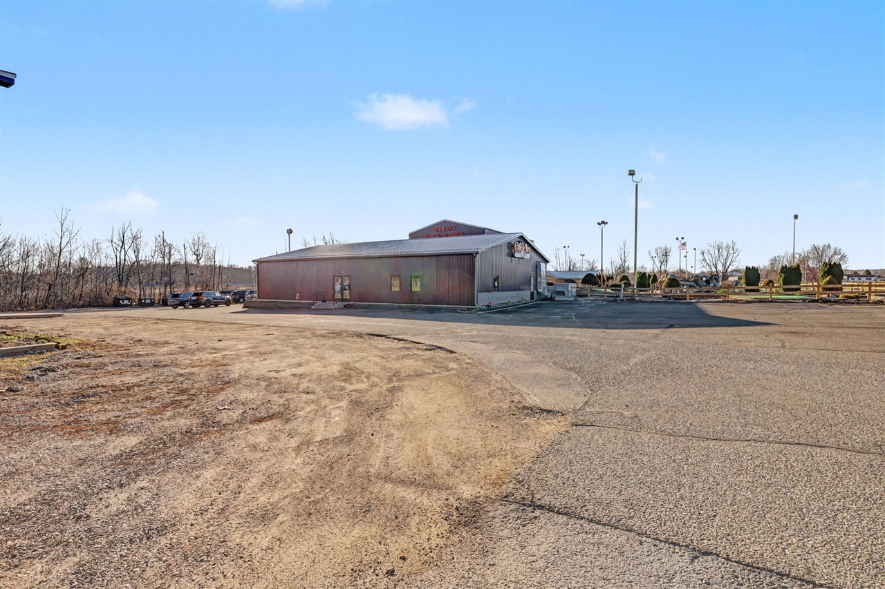 main property photo 98