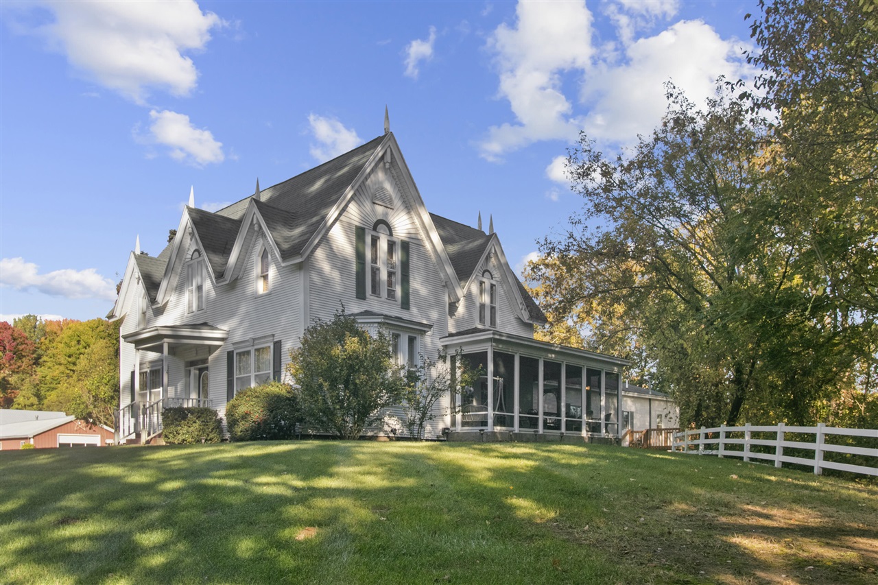 main property photo 45