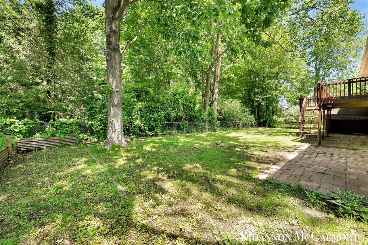 main property photo 58