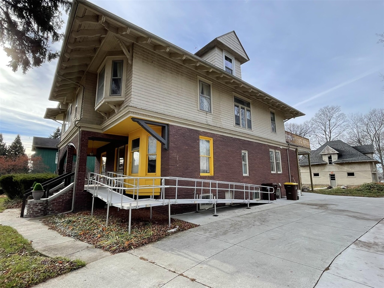 main property photo 68