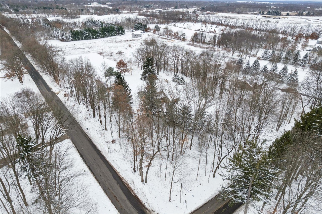 main property photo 85