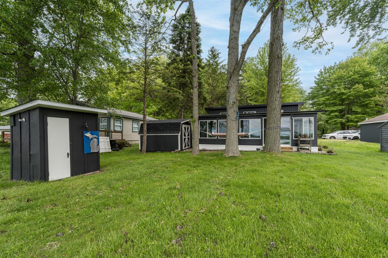 main property photo 46