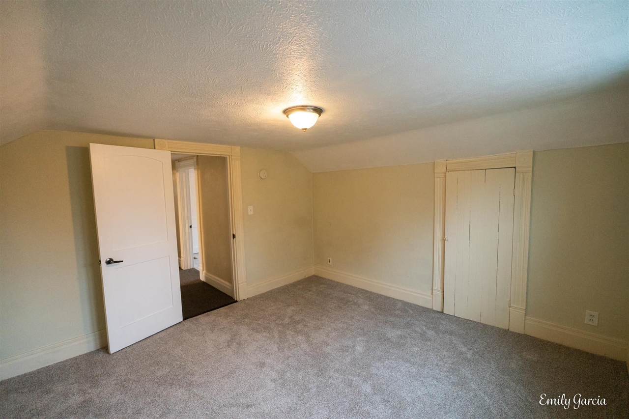 property viewer photo 31