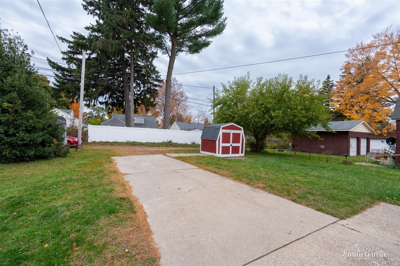 property viewer photo 44