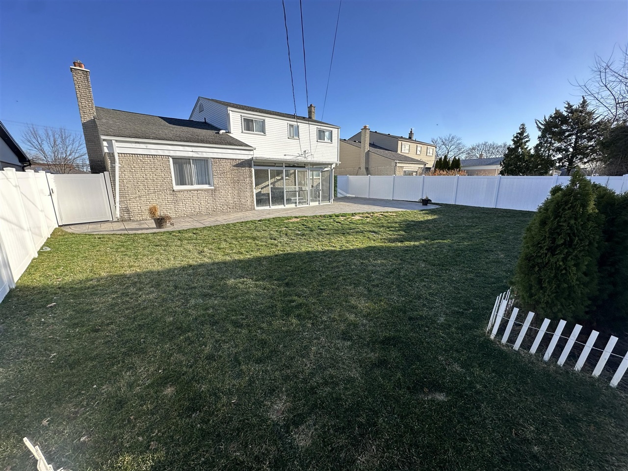 main property photo 3