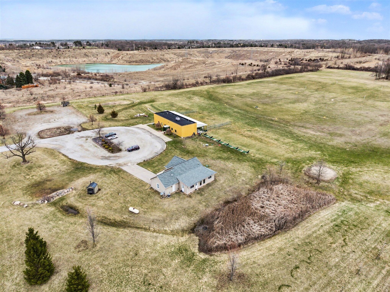 main property photo 26