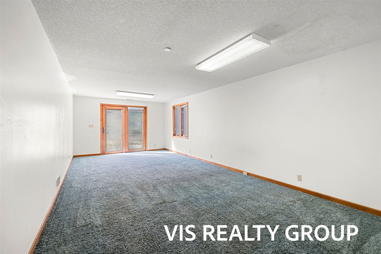 main property photo 66