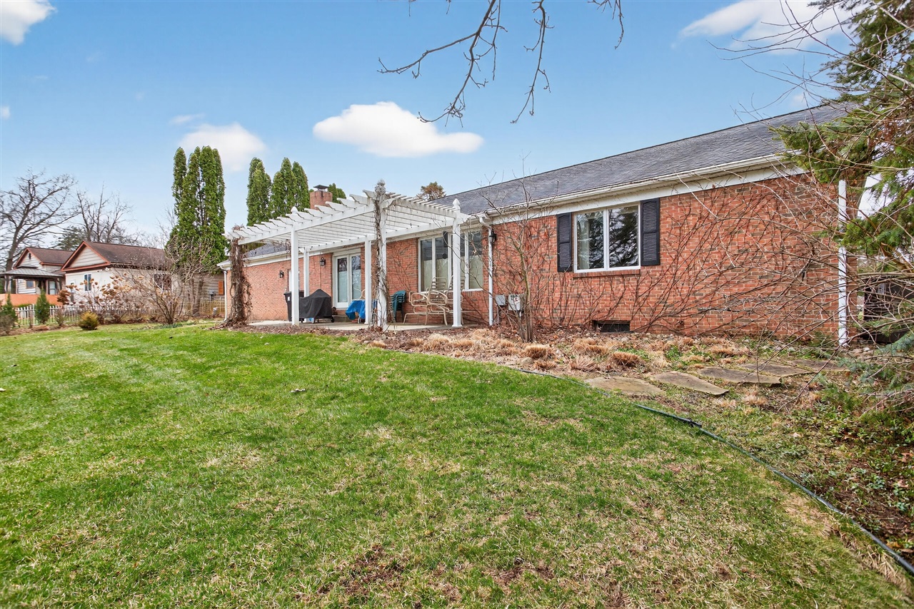 main property photo 58