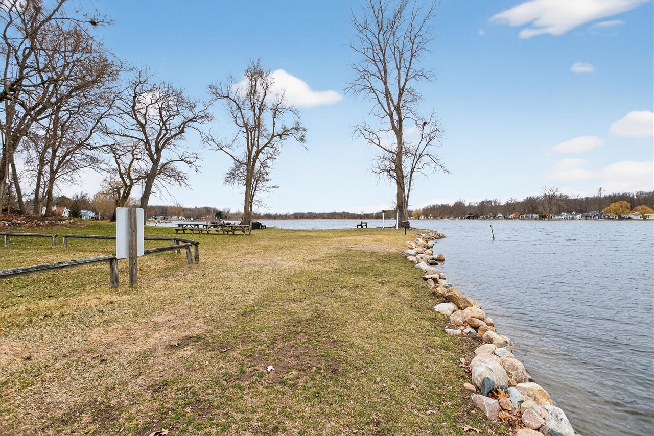 main property photo 68