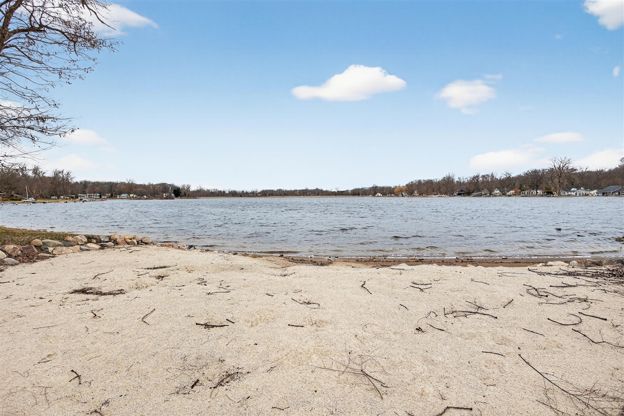 main property photo 72