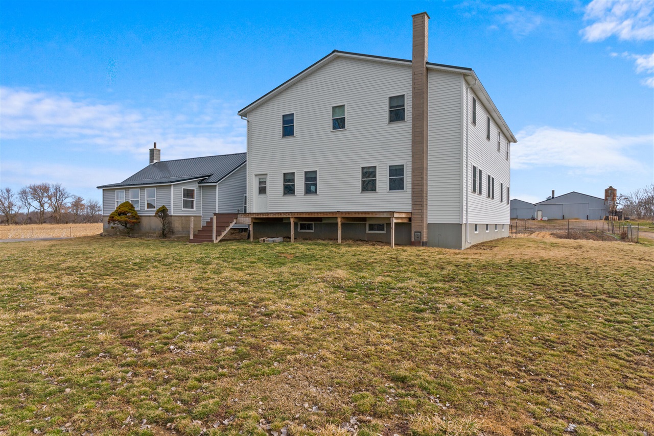 main property photo 8