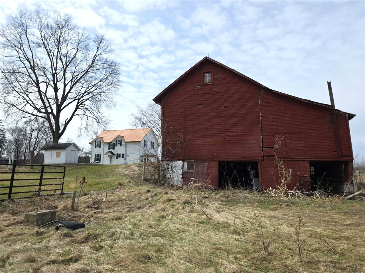 main property photo 20