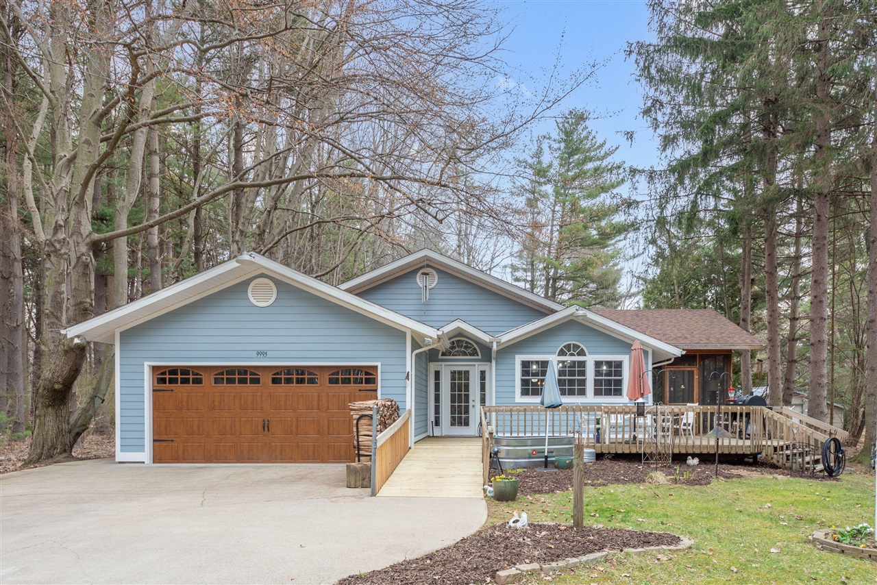 main property photo 0