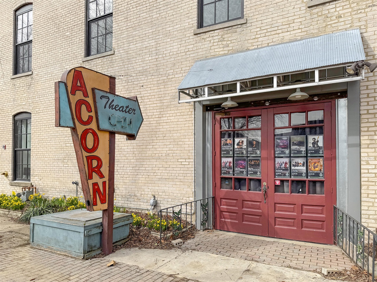 main property photo 8