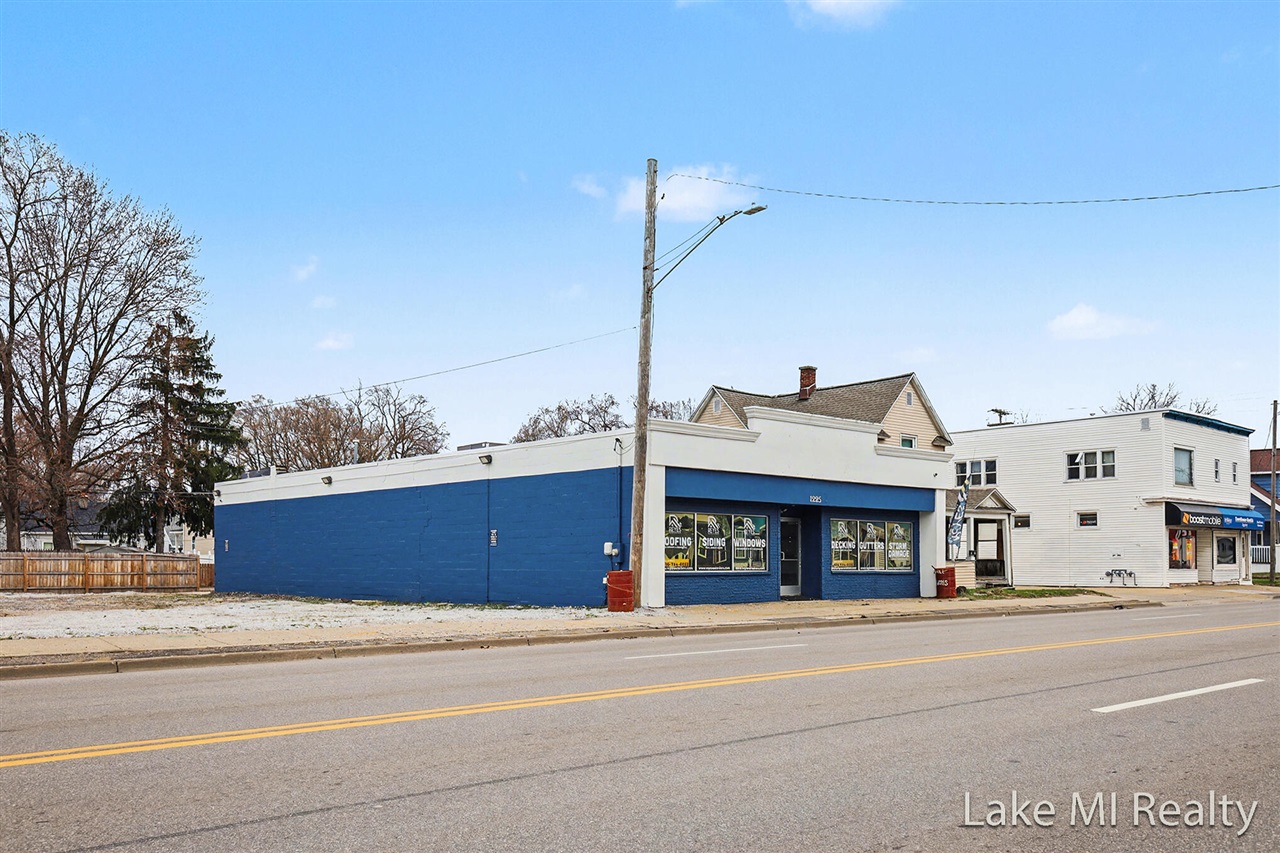 main property photo 35