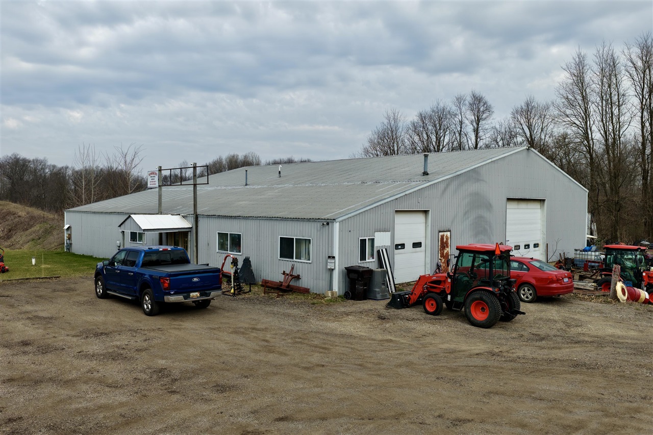 main property photo 6
