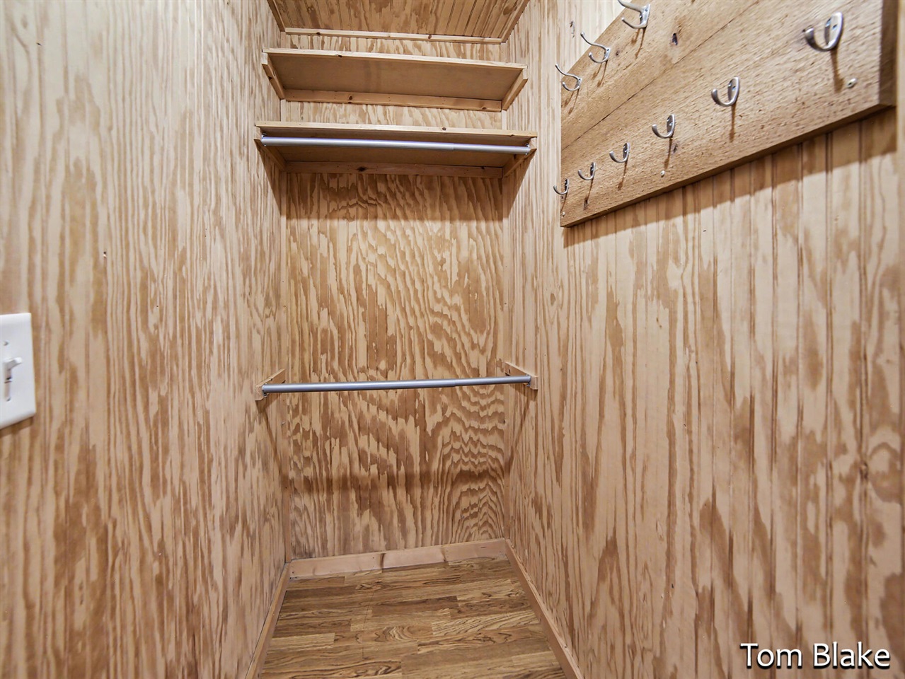main property photo 20