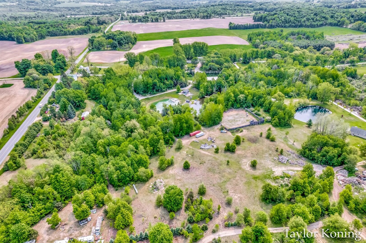 main property photo 48