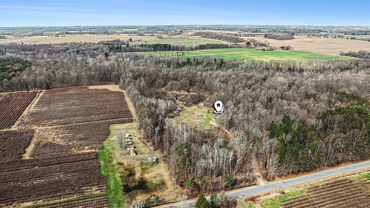 main property photo 14