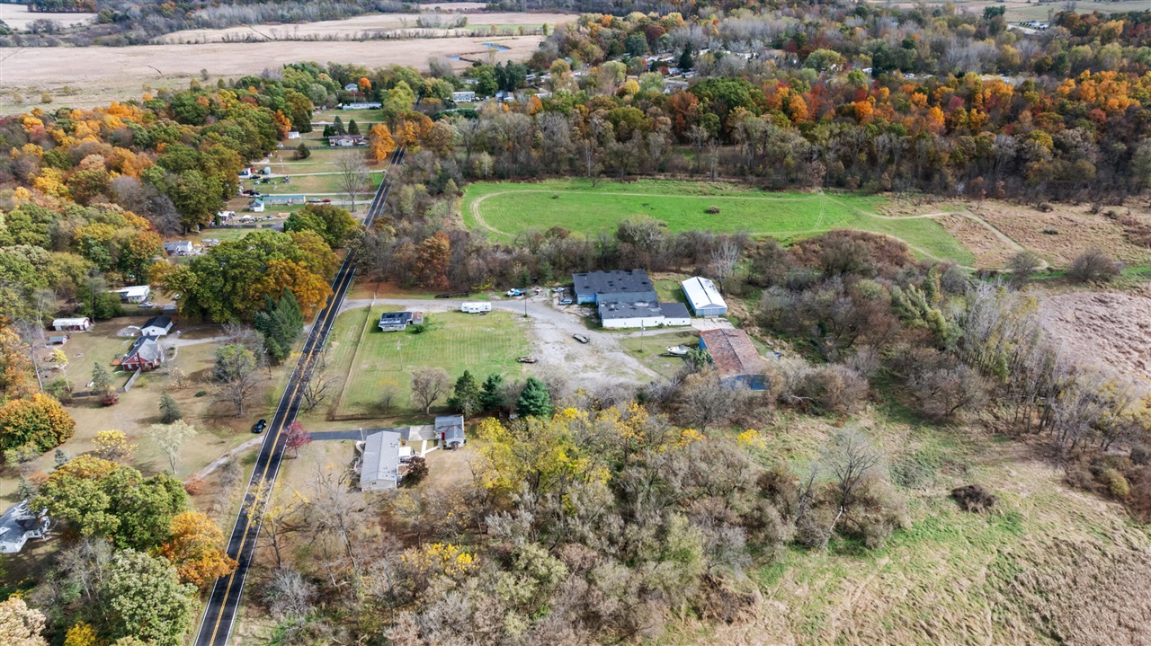 main property photo 14
