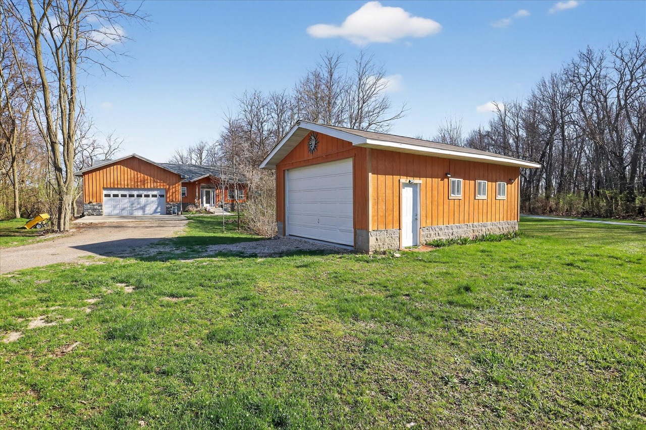 main property photo 47
