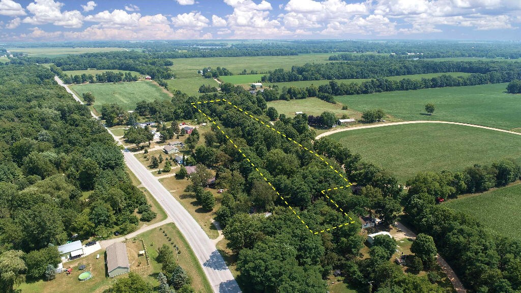 main property photo 9
