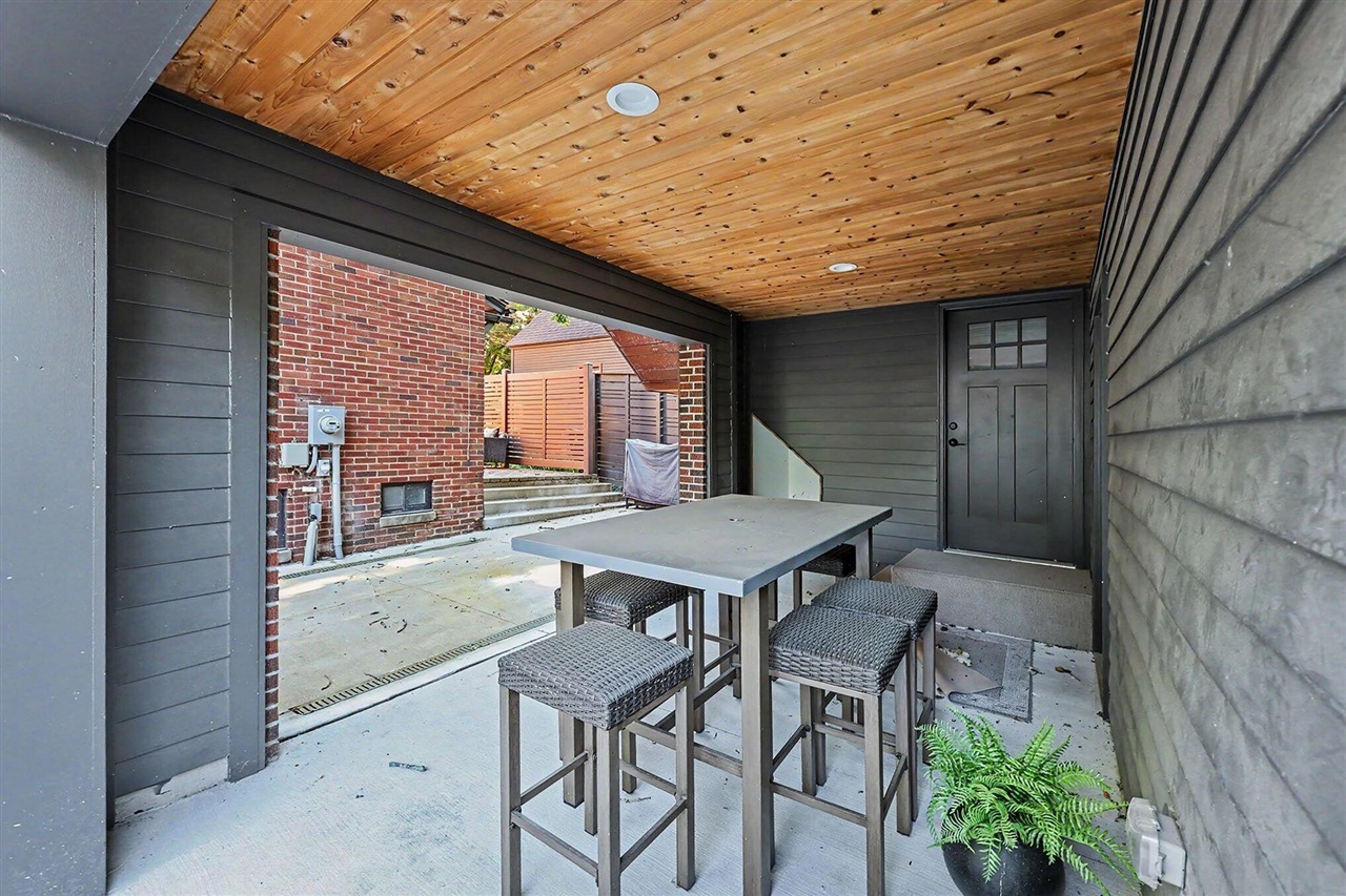 main property photo 57
