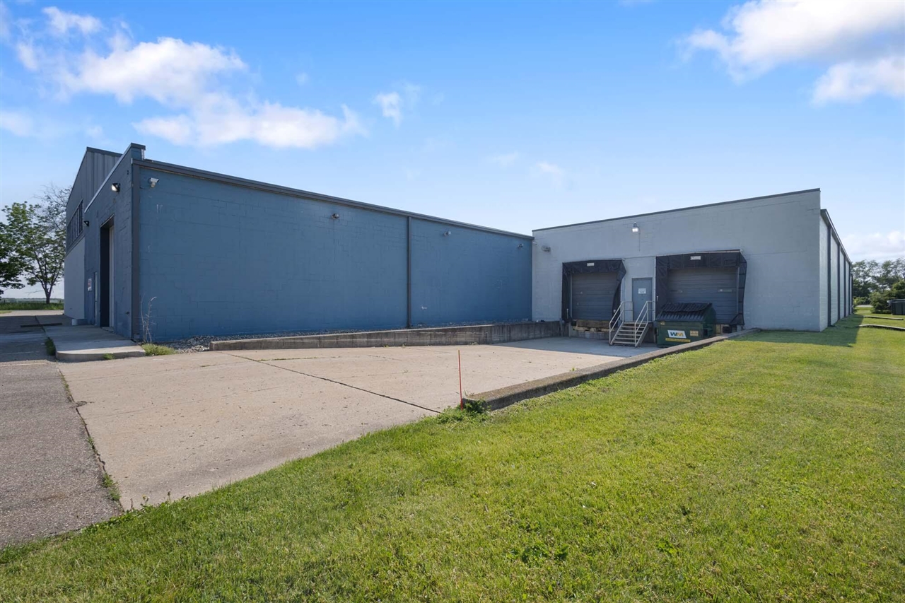 main property photo 14