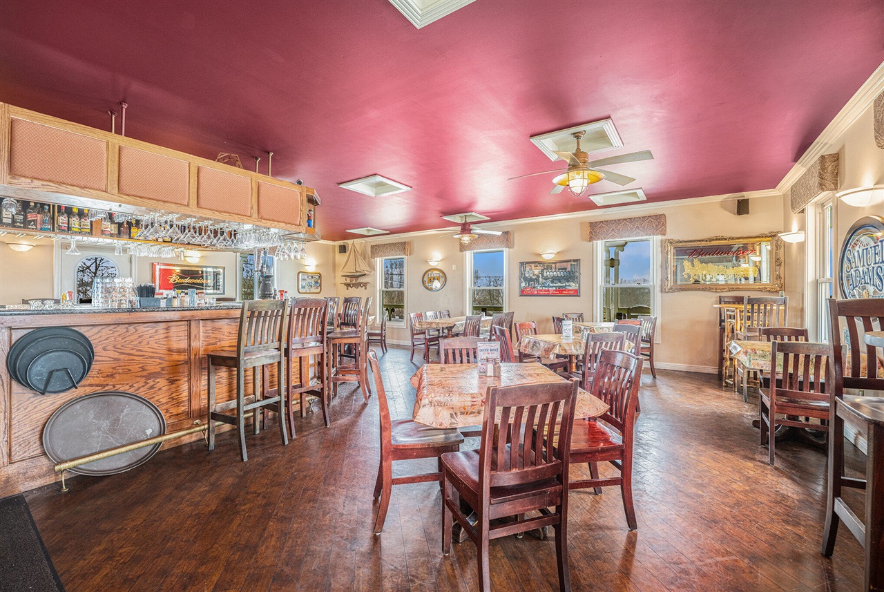 main property photo 10