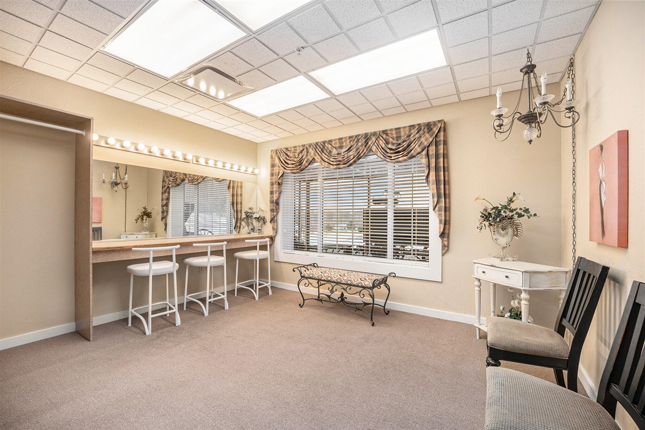 main property photo 78