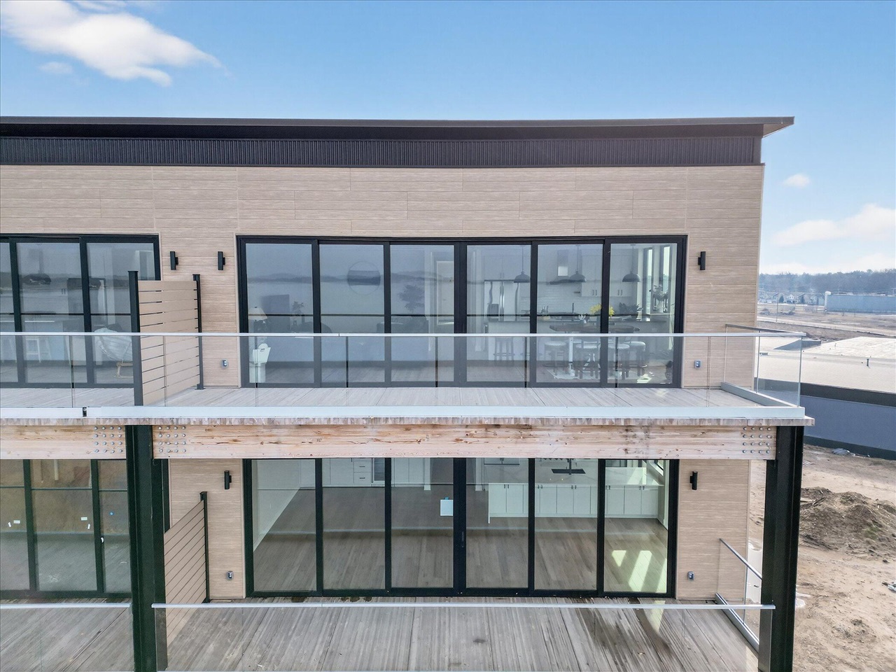 main property photo 51