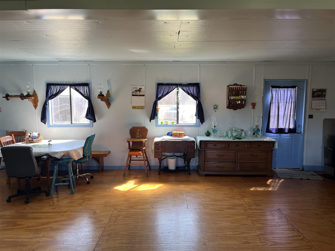 main property photo 9