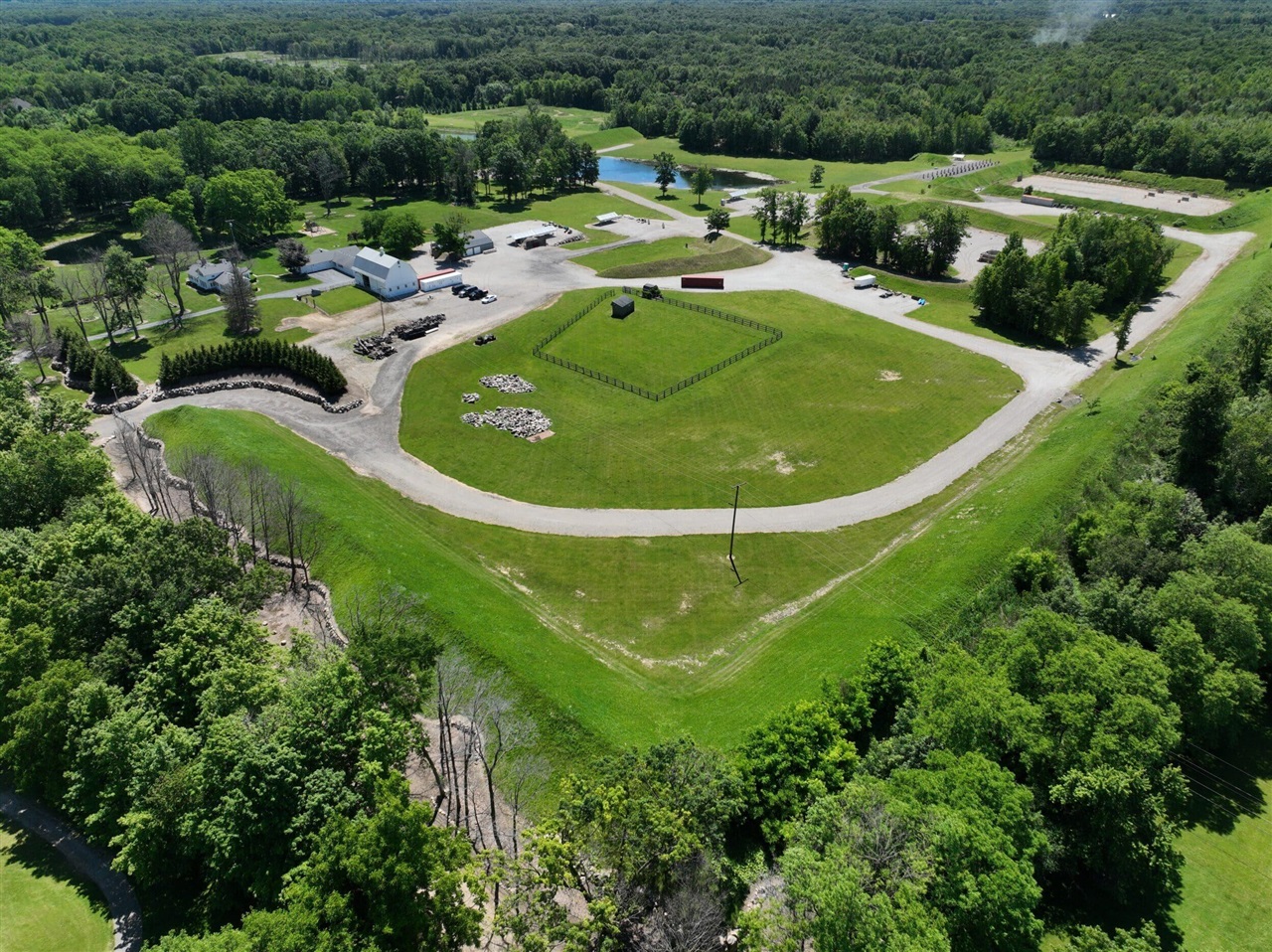 main property photo 5