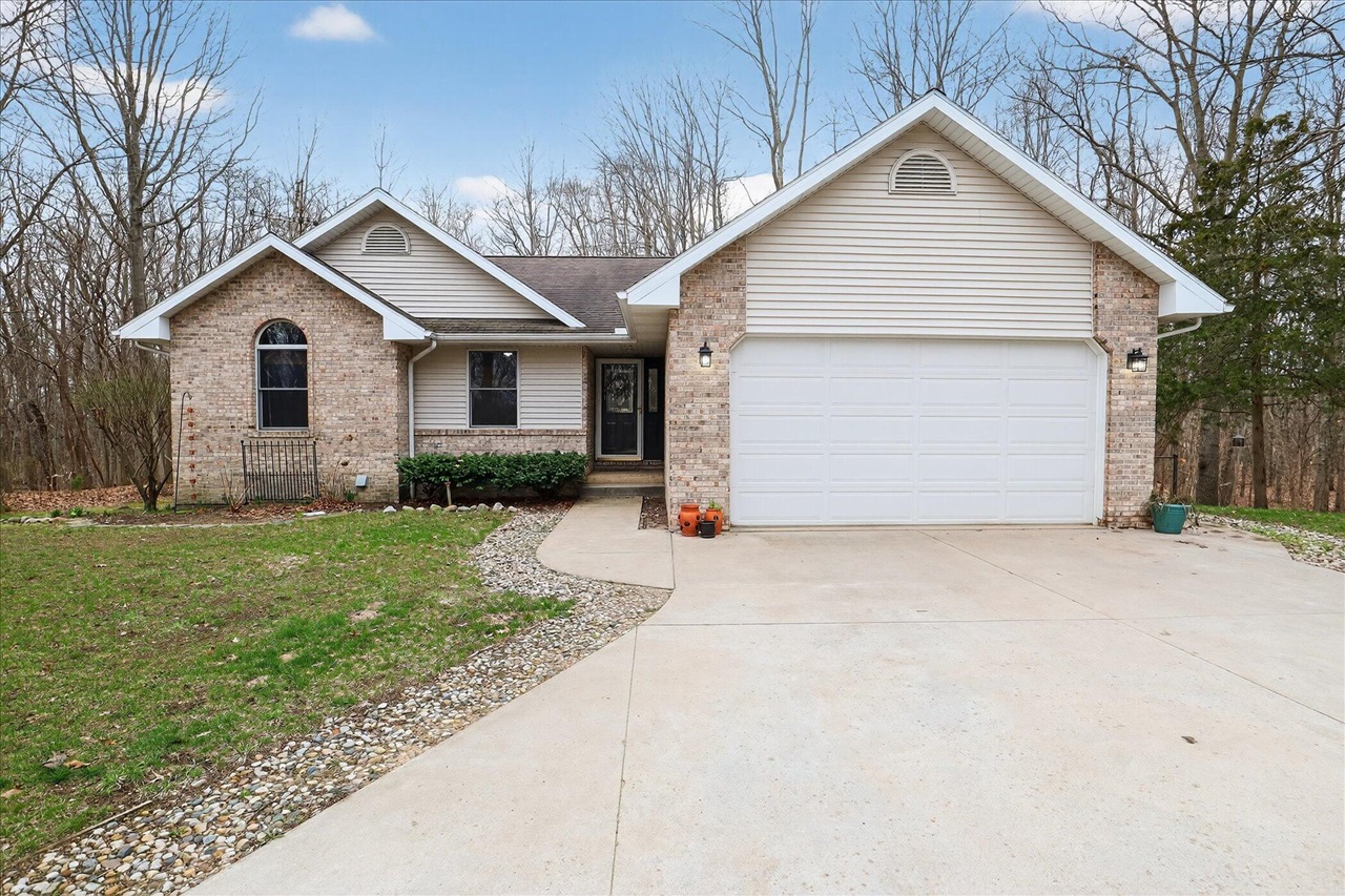 main property photo 0