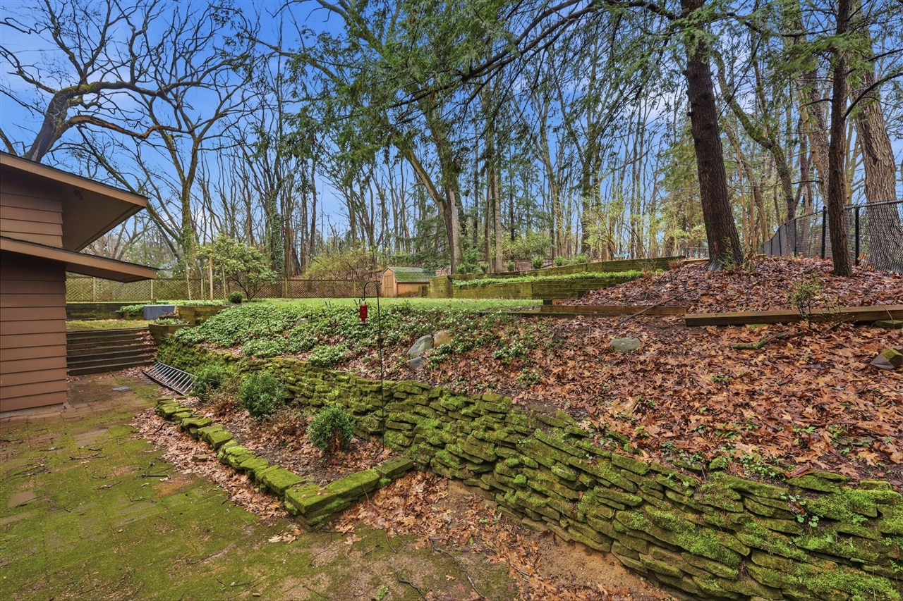 main property photo 57