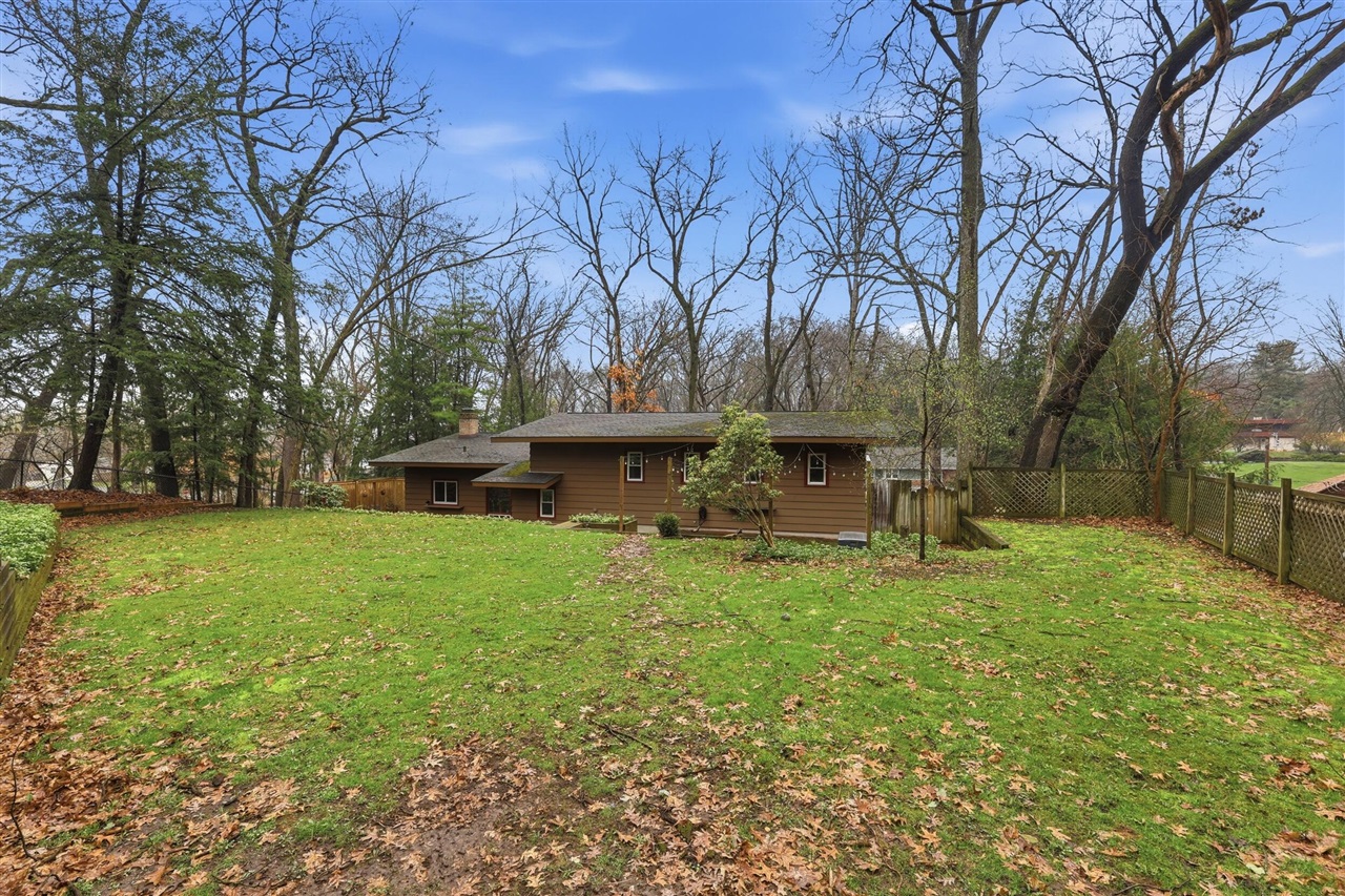 main property photo 59
