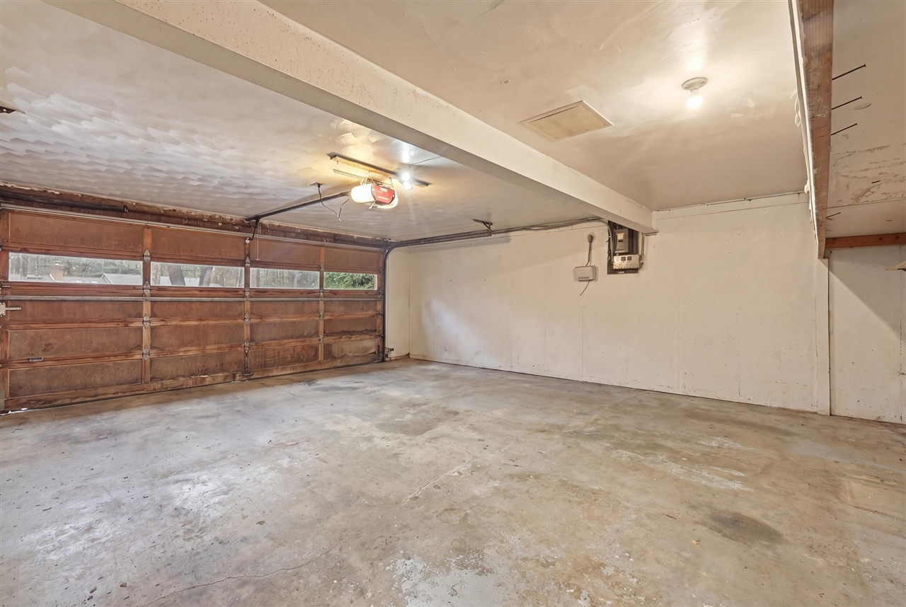 main property photo 63