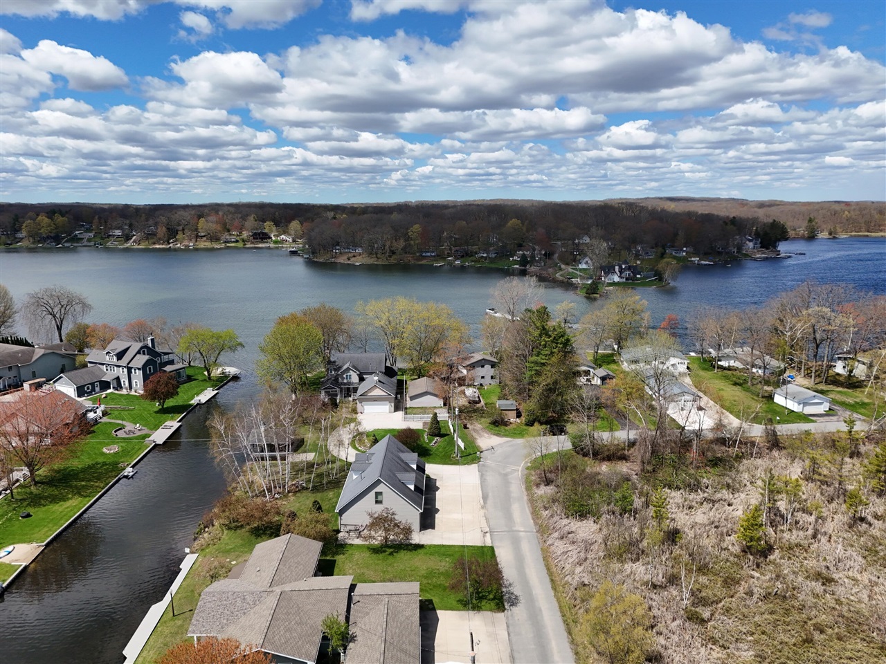 main property photo 64