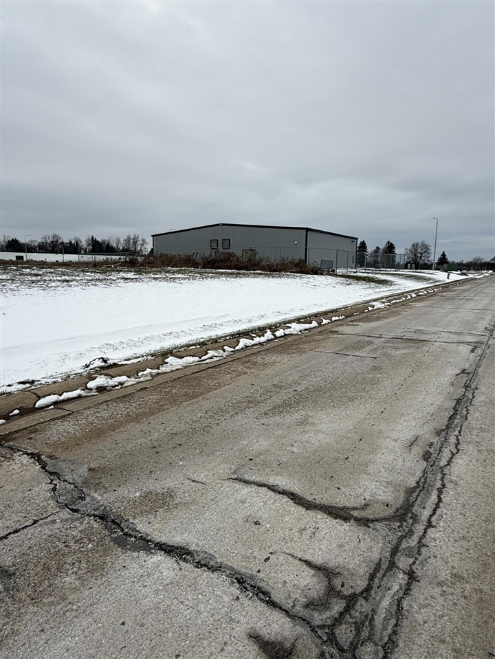 main property photo 3