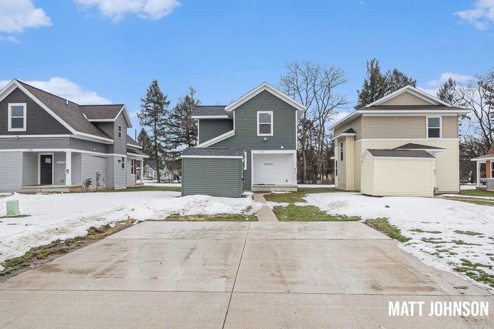main property photo 1
