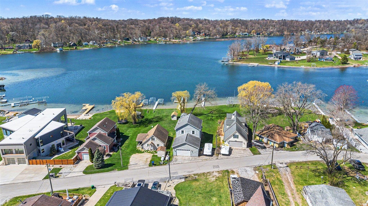 main property photo 41