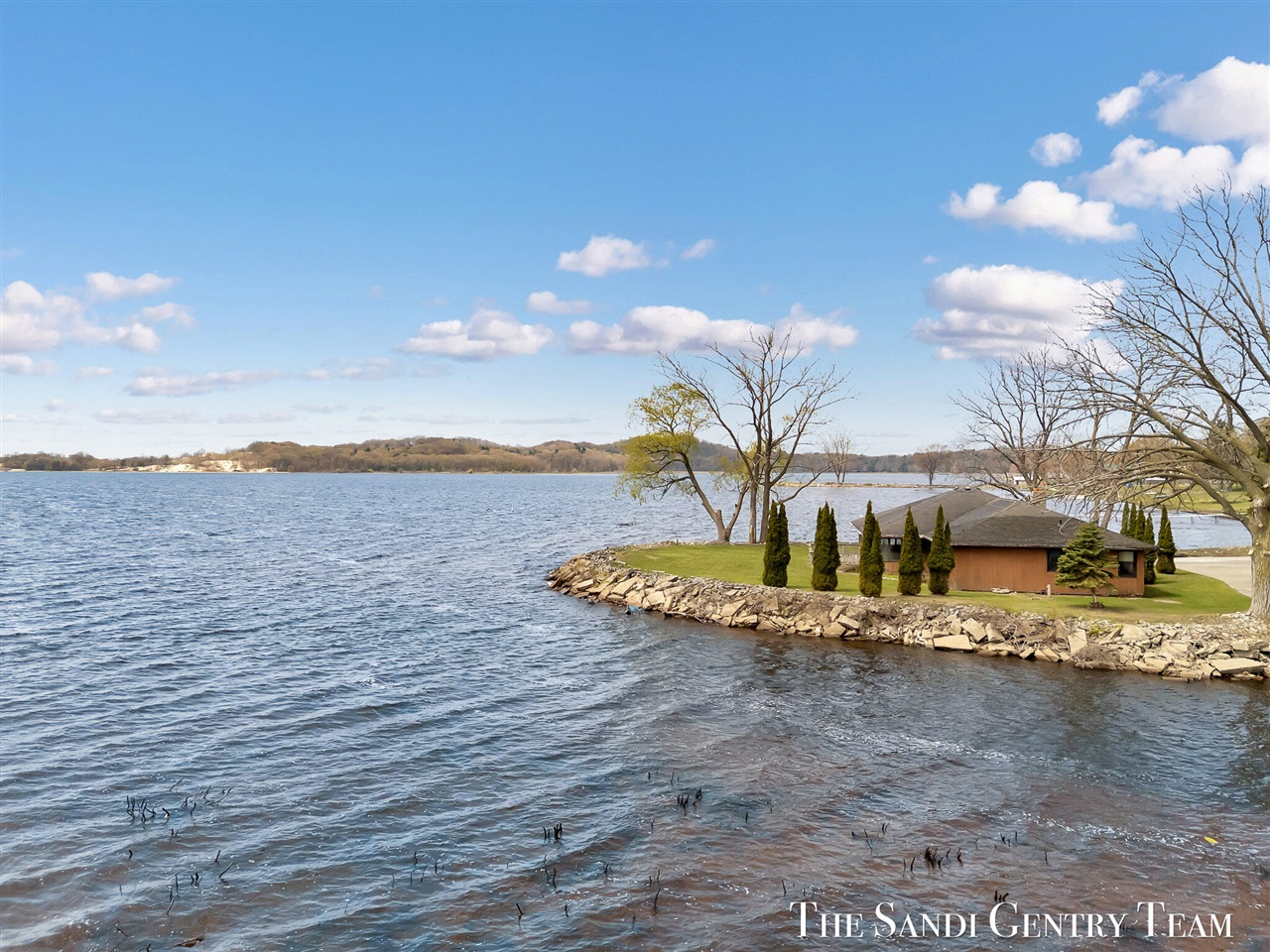 main property photo 15