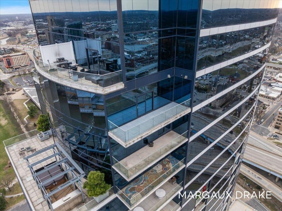 main property photo 70