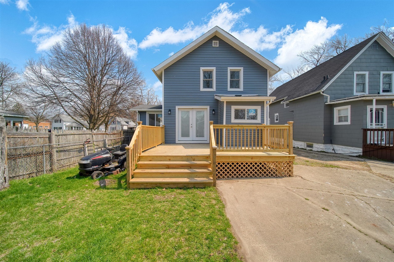 main property photo 26